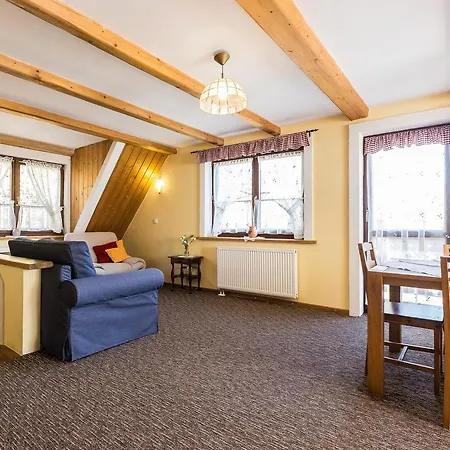 Apartamento Szymaszkowa